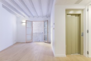 Modernised 2 bedroom apartment in the centre of Palma Old Town