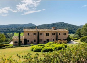 Outstanding rustic retreat on a huge plot in the exclusive Pollensa countryside