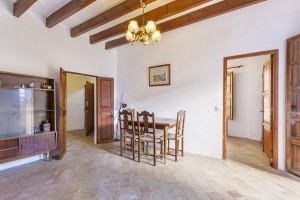 Village house investment property in an exclusive area of Pollensa