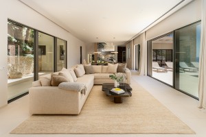 Spacious and elegant newly built luxury villa in Cala Llamp, Andratx