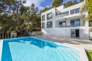 Chic modern villa in the prestigious residential area of Génova, Palma
