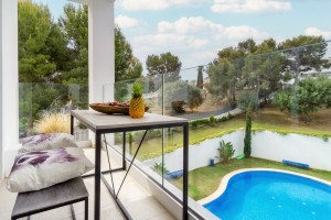 Brand new apartment with community pool, close to the beach in Palmanova