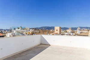 3 bedroom apartment with big roof terrace in the best area of Palma - La Lonja