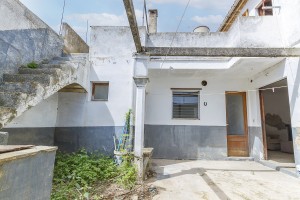 Town house investment opportunity with lots of potential in Pollensa