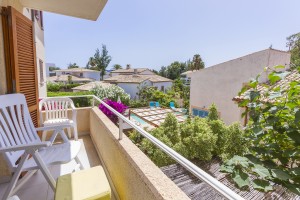 Turnkey holiday apartment with private balcony near the beach in Llenaire, Puerto Pollensa