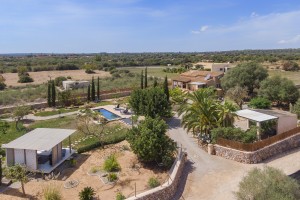 Beautiful country finca with pool in Campos close to the Es Trenc Beach