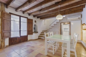 2 bedroom town house with terrace and garage near Palma, in Puigpunyent