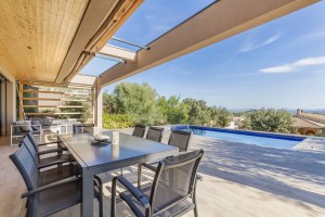 Eco-friendly 5 bedroom villa located in a peaceful area of north Mallorca