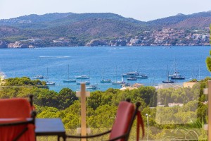 4-Bedroom sea view villa with guest apartment in a peaceful area of Santa Ponsa