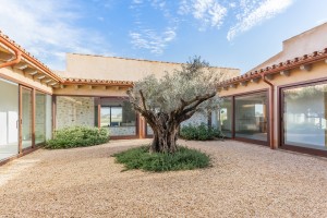 Deluxe country finca with pool, built to the highest standards in Santanyí