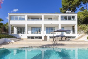 Renovated villa with pool and guest apartment in Costa d'en Blanes