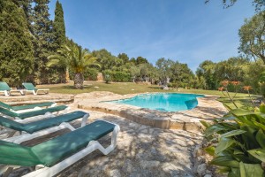 Authentic country house with pool and rustic terraces in a tranquil area near Pollensa