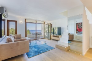 2 duplex penthouses - each with 2 bedrooms and sea views in Cas Català