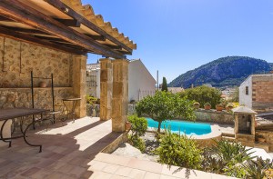 Delightful town house with pool and fantastic views on the Calvari in Pollensa