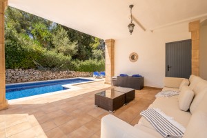 Large Mediterranean villa with excellent rental potential in Bonaire, Alcudia