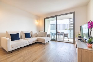 Recently built apartment with community pool and parking in Palma
