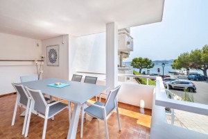 Fantastic 3 bedroom apartment on the seafront in a prime location of Puerto Pollensa