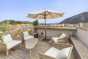 Renovated town house with pool, roof terrace and fabulous views in Pollensa
