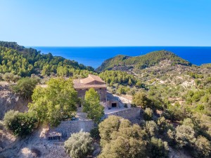 Historic, sea view country estate to reform surrounded by mountains and nature in Estellencs