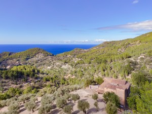 Historic, sea view country estate to reform surrounded by mountains and nature in Estellencs