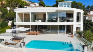 Exclusive premium villa with infinity pool, lift and roof terrace in Puerto Andratx