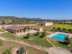 Agroturism hotel investment with top equestrian facilities in Llucmajor