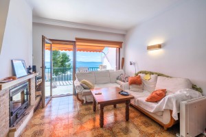 Second line apartment with terrace and private garage in Alcanada, Alcudia