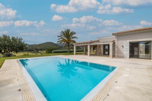 Luxurious modern finca with guest cottage and lots of privacy near Es Capdellà, Calvià