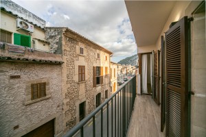 Refurbished apartment with balcony and garage in the heart of Pollensa
