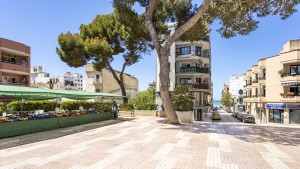 Urban plot with project and building permit in Palma