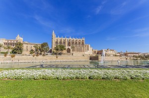 Modern apartment with private terrace in Old Town Palma