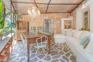 Renovated 3 bedroom house full of character and charm in Fornalutx