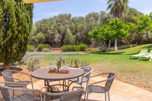 Spacious finca on a large country plot with private pool close to Porto Cristo