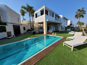 Villa independiente en venta en Benahavís, Málaga, España