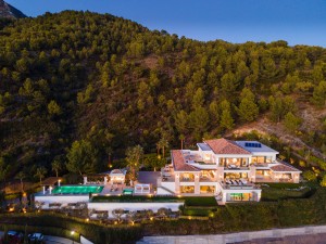 831202 - Villa independiente en venta en Cascada de Camoján, Marbella, Málaga, España