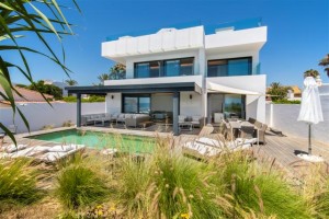 Freistehende Villa zu verkaufen auf Costabella, Marbella, Málaga, Spanien