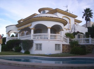 Villa zu verkaufen auf Torrequebrada, Benalmádena, Málaga, Spanien