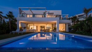 Villa for sale in Artola Alta, Marbella, Málaga, Spain