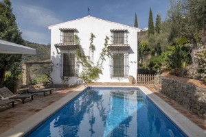 828905 - Country Home for sale in Sayalonga, Málaga, Spain