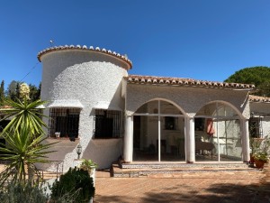 Freistehende Villa zu verkaufen auf Almogía, Málaga, Spanien