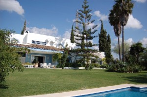 Villa for sale in Estepona, Málaga, Spain