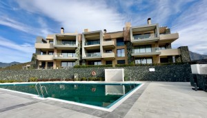 886980 - Apartment for sale in Benahavís, Málaga, Spain