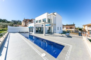 Villa en venta en Villanueva del Trabuco, Málaga, España