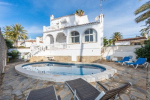 Villa In vendita in Marbesa, Marbella, Málaga, Spagna