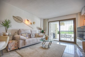 Apartment for sale in Calahonda, Mijas, Málaga, Spain