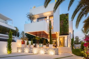 Villa for sale in Casablanca, Marbella, Málaga, Spain