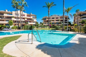 847563 - Apartment Duplex for sale in Estepona, Málaga, Spain