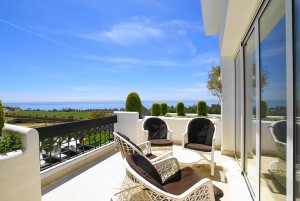 Penthouse for sale in Rio Real, Marbella East 