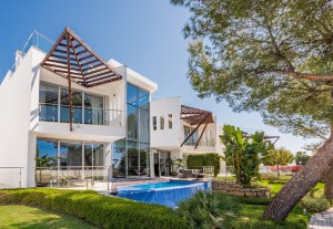 luksusowe wille w Marbella Sierra Blanca cena roniżona z 1.814.500eur do 1.410.500 eur