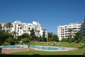 Aпартаменты на продажу in Puerto Banús, Marbella, Málaga, Испания